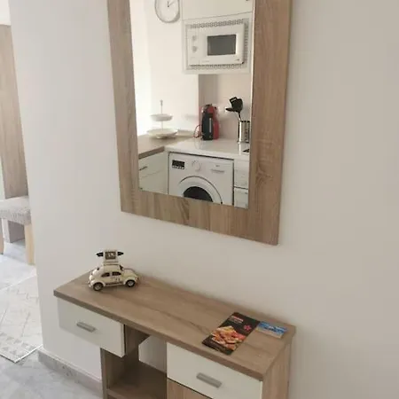 Apartament Wintowinrentals With Stunning Sea And Mountain Views And Pool In *